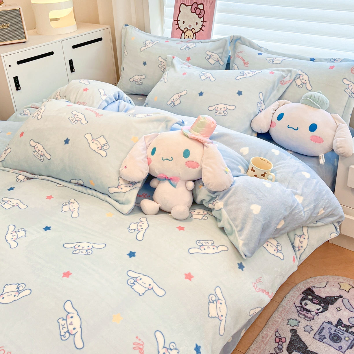 91家纺网 家纺一手货源 找家纺 暮思家居 2025新款三丽鸥正版授权高克重200克加厚保暖卡通牛奶绒四件套 牛奶绒-星星玉桂狗
