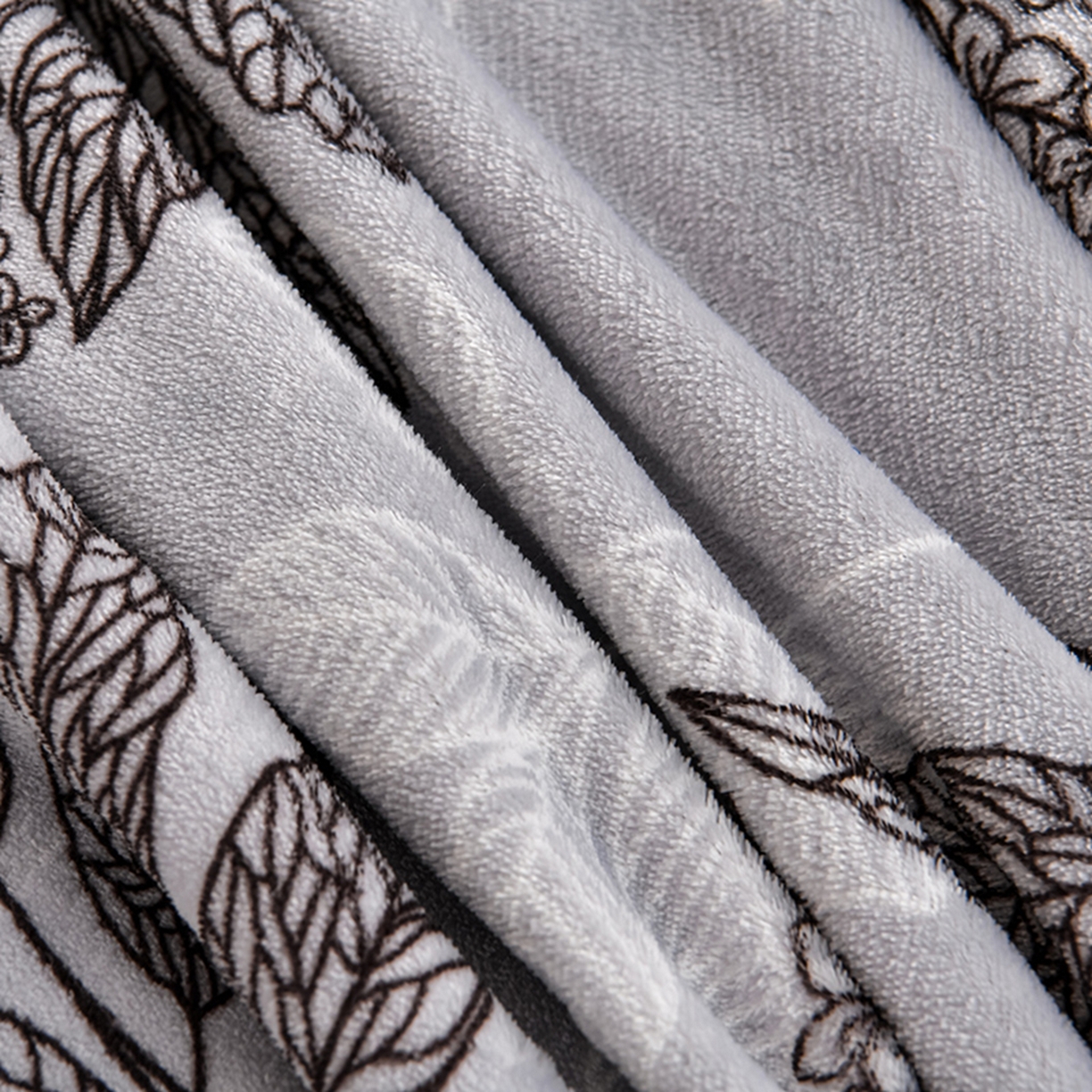 91家纺网 家纺一手货源 找家纺 梦宴 2025新款冬季牛奶绒加厚保暖床裙款法兰绒珊瑚绒四件套床上用品 叶语