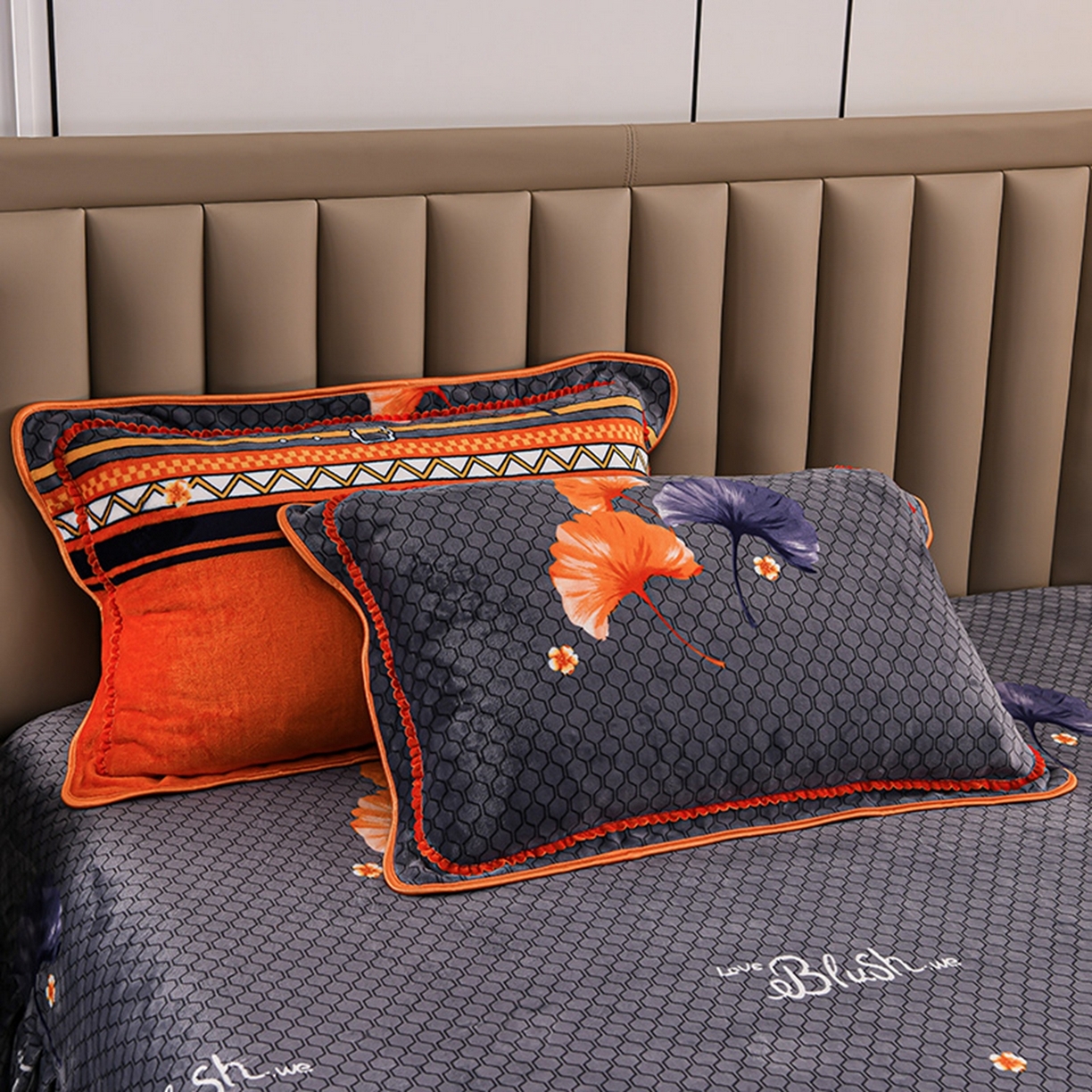 91家纺网 家纺一手货源 找家纺 梦宴 2025新款冬季牛奶绒加厚保暖床裙款法兰绒珊瑚绒四件套床上用品 一生相伴