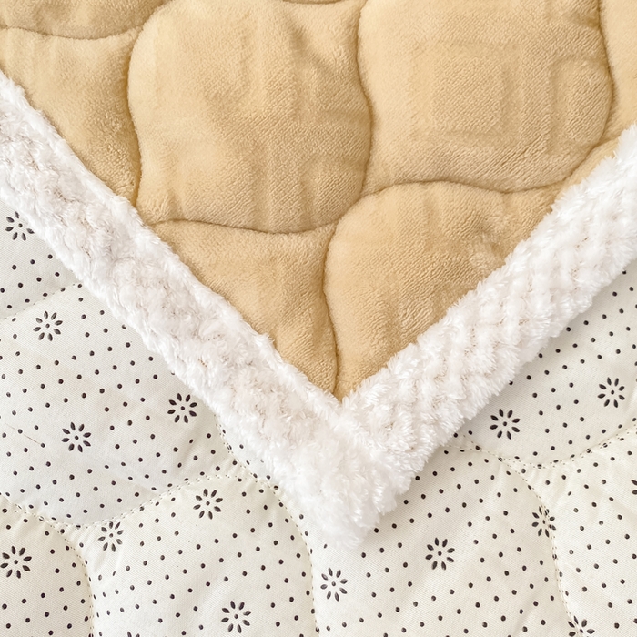 91家纺网 家纺一手货源 找家纺 正邦家纺 2025新款加厚全消光牛奶绒夹棉床褥高克重5D雕花牛奶绒单人床上下铺床护垫 沙茶色