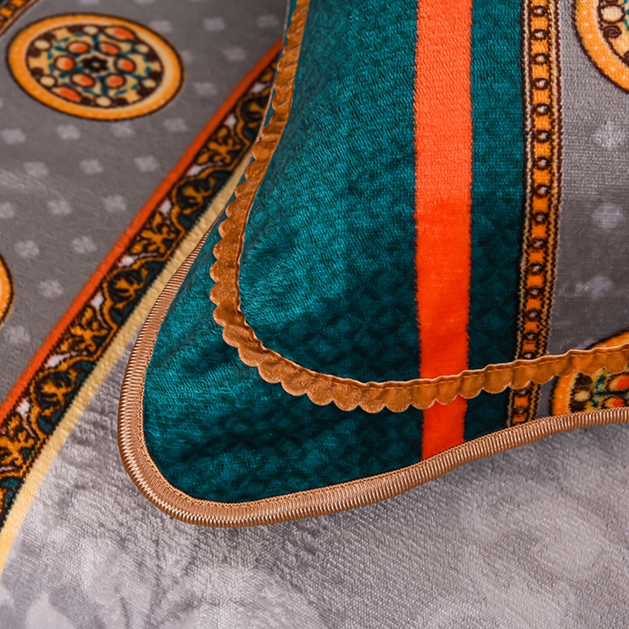 91家纺网 家纺一手货源 找家纺 梦宴 2025新款冬季牛奶绒加厚保暖床裙款法兰绒珊瑚绒四件套床上用品 英伦风尚