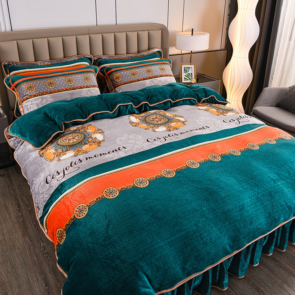 91家纺网 家纺一手货源 找家纺 梦宴 2025新款冬季牛奶绒加厚保暖床裙款法兰绒珊瑚绒四件套床上用品 英伦风尚