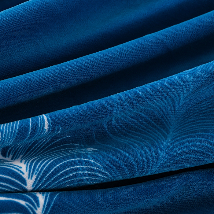 91家纺网 家纺一手货源 找家纺 （总）梦宴 2025新款冬季牛奶绒加厚保暖床裙款法兰绒珊瑚绒四件套