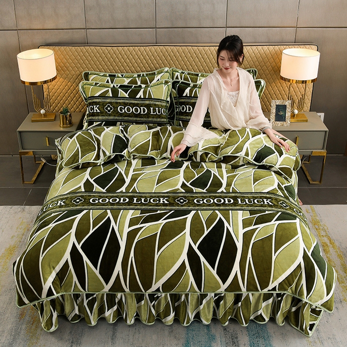 91家纺网 家纺一手货源 找家纺 （总）梦宴 2025新款冬季牛奶绒加厚保暖床裙款法兰绒珊瑚绒四件套