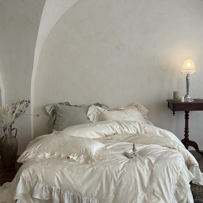 MIU缪家居 2025新款100支全棉厚织提花四件套-花瓣雨-花园秘境 松云白