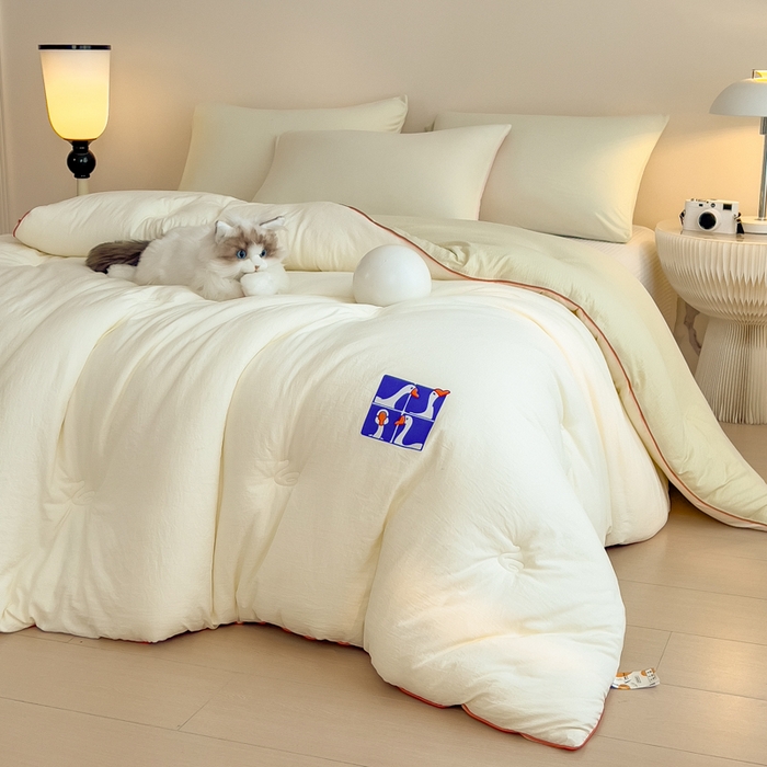 91家纺网 家纺一手货源 找家纺 （总）米菲 2025新款A类云朵棉被芯冬被被芯-小清新