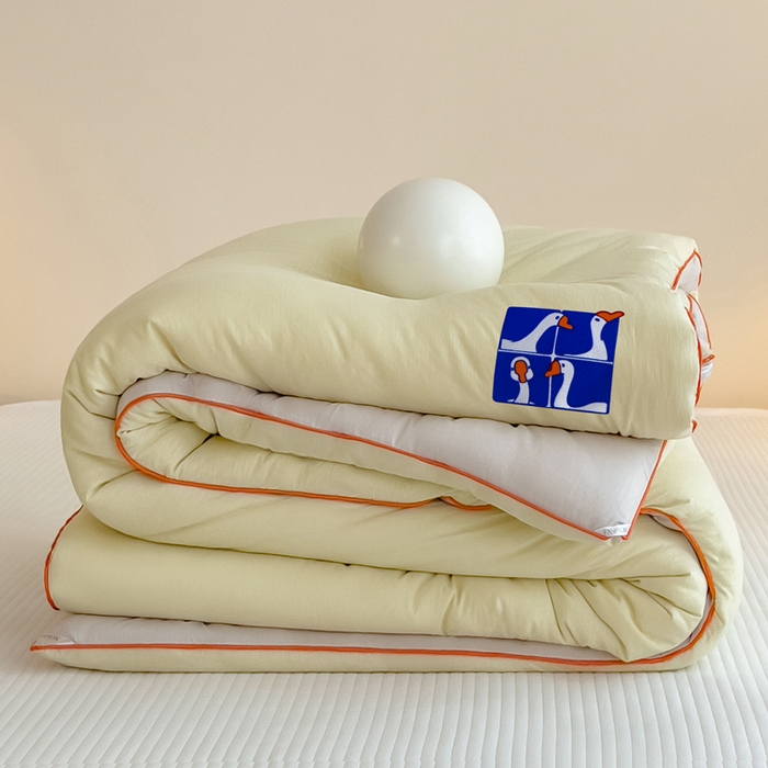 91家纺网 家纺一手货源 找家纺 米菲 2025新款A类云朵棉被芯冬被被芯-小清新 小新控-青草绿