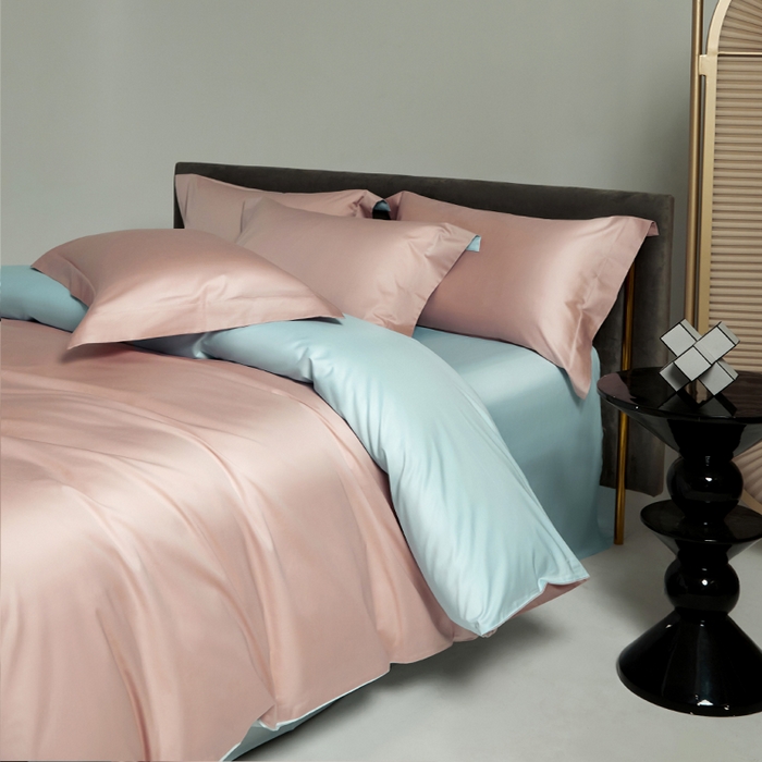 91家纺网 家纺一手货源 找家纺 柔觉家纺 2025新款100支长绒棉A类纯色双拼素色全棉四件套 樱桃粉-远天蓝