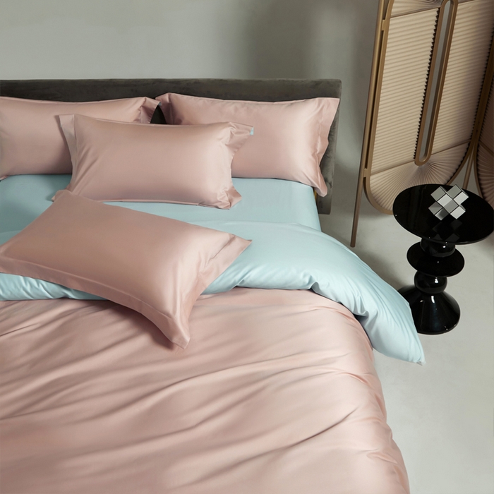 91家纺网 家纺一手货源 找家纺 柔觉家纺 2025新款100支长绒棉A类纯色双拼素色全棉四件套 樱桃粉-远天蓝
