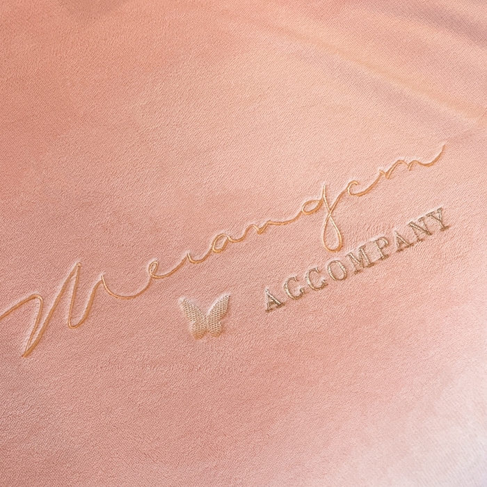 91家纺网 家纺一手货源 找家纺 （总）金牛座家纺 2025新款加厚牛奶绒重工刺绣贴布绣四件套-蝶恋花