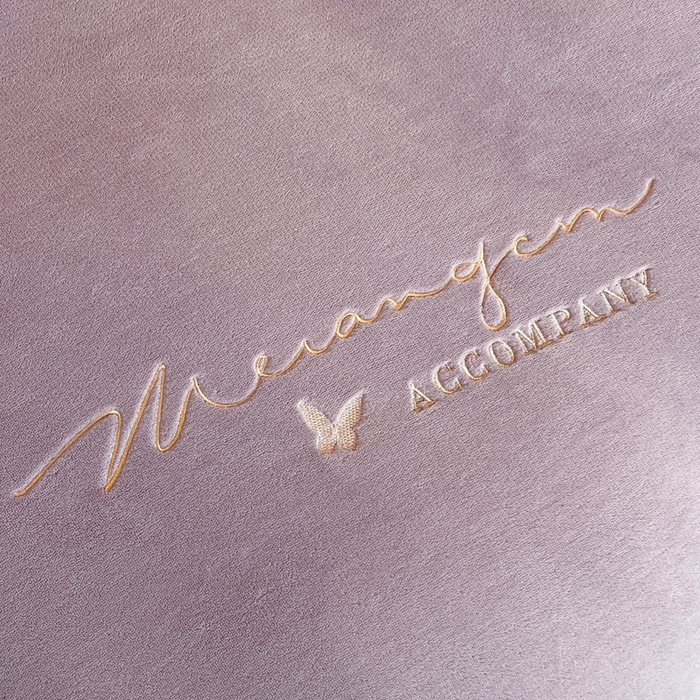 91家纺网 家纺一手货源 找家纺 金牛座家纺 2025新款加厚牛奶绒重工刺绣贴布绣四件套-蝶恋花 蝶恋花-浅紫