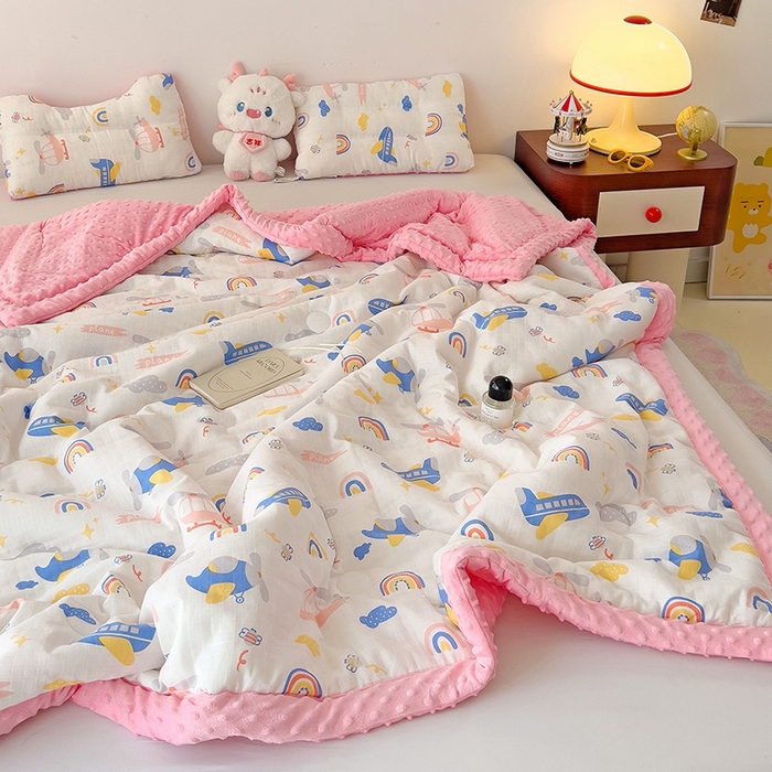 91家纺网 家纺一手货源 找家纺 十九色 2025新款婴幼儿安抚豆豆被全棉华夫格豆豆被一体款+可拆款（可机洗） 一体款-飞行日记