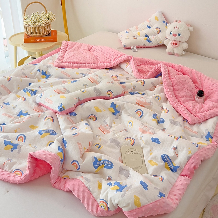 91家纺网 家纺一手货源 找家纺 十九色 2025新款婴幼儿安抚豆豆被全棉华夫格豆豆被一体款+可拆款（可机洗） 一体款-飞行日记