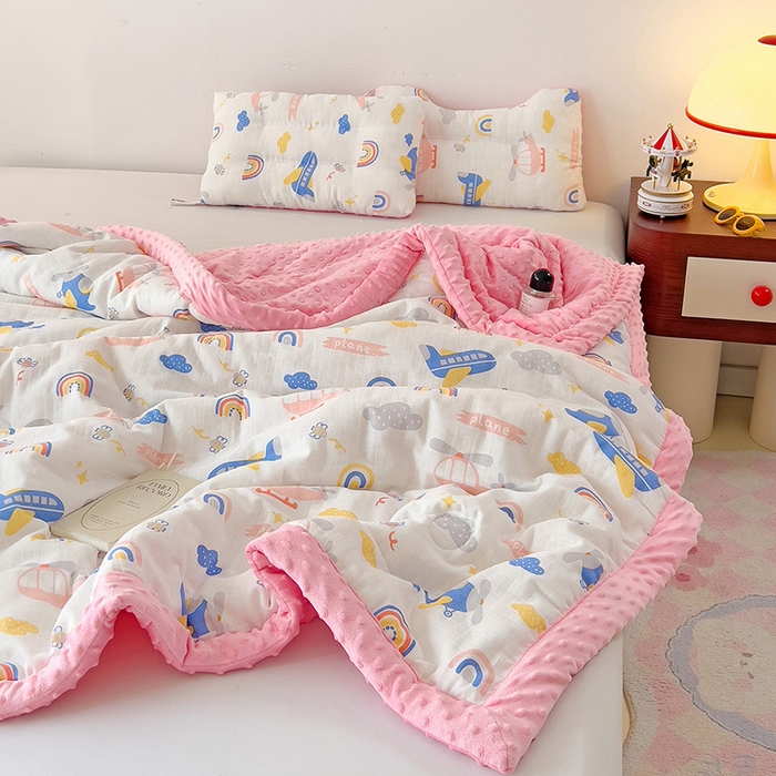 91家纺网 家纺一手货源 找家纺 十九色 2025新款婴幼儿安抚豆豆被全棉华夫格豆豆被一体款+可拆款（可机洗） 一体款-飞行日记