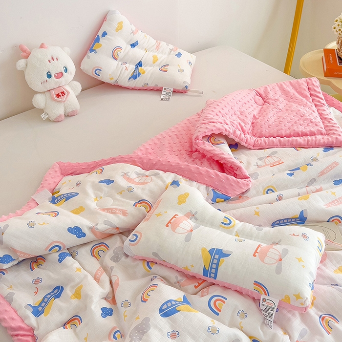 91家纺网 家纺一手货源 找家纺 十九色 2025新款婴幼儿安抚豆豆被全棉华夫格豆豆被一体款+可拆款（可机洗） 一体款-飞行日记