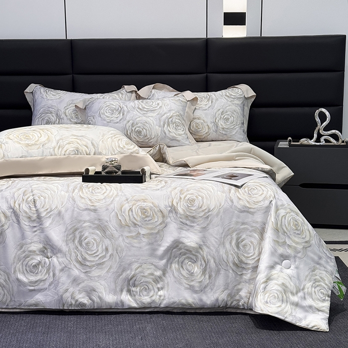 91家纺网 家纺一手货源 找家纺 八方汇（一户被芯生活馆） 2025春夏新款莱赛尔天丝夏被嵌绳款数码印花单夏被夏被四件套单床笠单床单款 松绿玫瑰