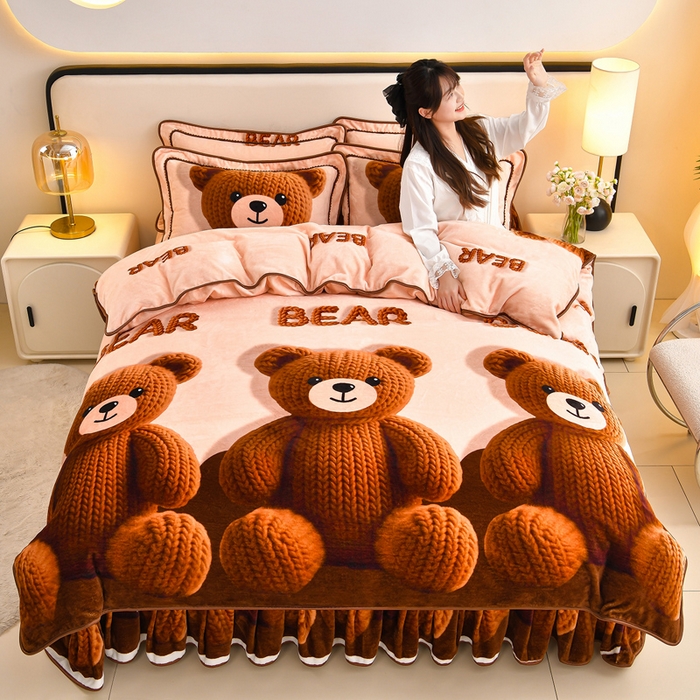 91家纺网 家纺一手货源 找家纺 羽梦2025新款8.5斤牛奶法莱绒金貂法兰绒四件套直播爆款 KT熊