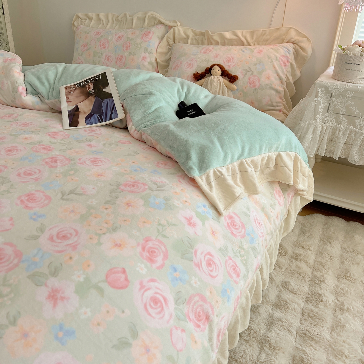 91家纺网 家纺一手货源 找家纺 桃喜 2025新款牛奶绒碎花花边系列四件套【会员-5】 蔷薇