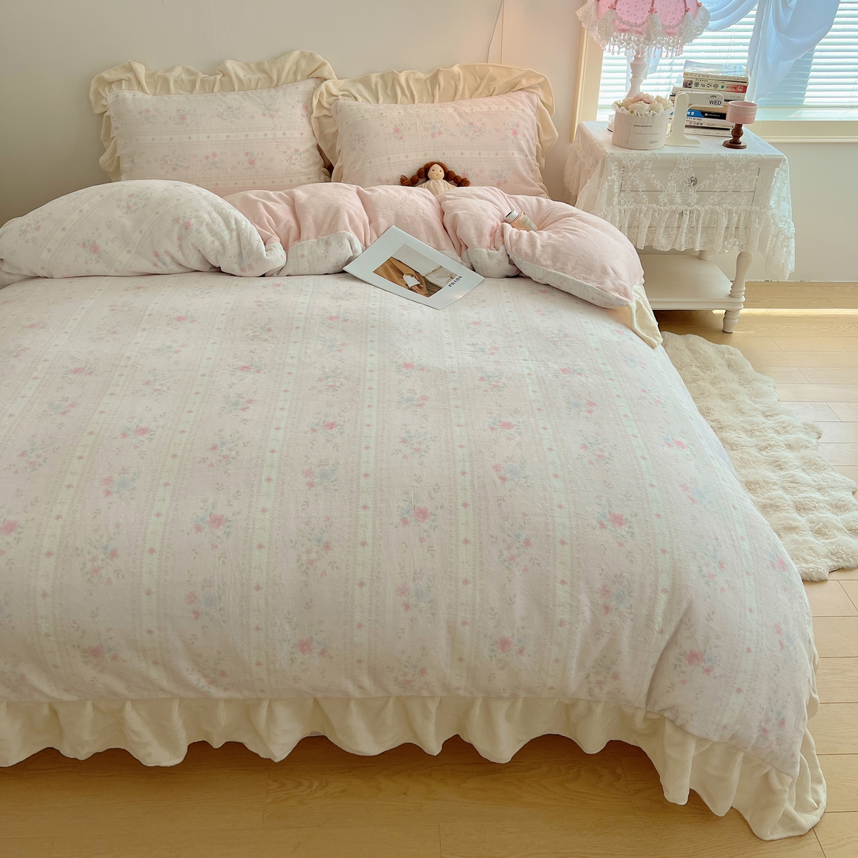 91家纺网 家纺一手货源 找家纺 （总）桃喜 2025新款牛奶绒碎花花边系列四件套【会员-5】