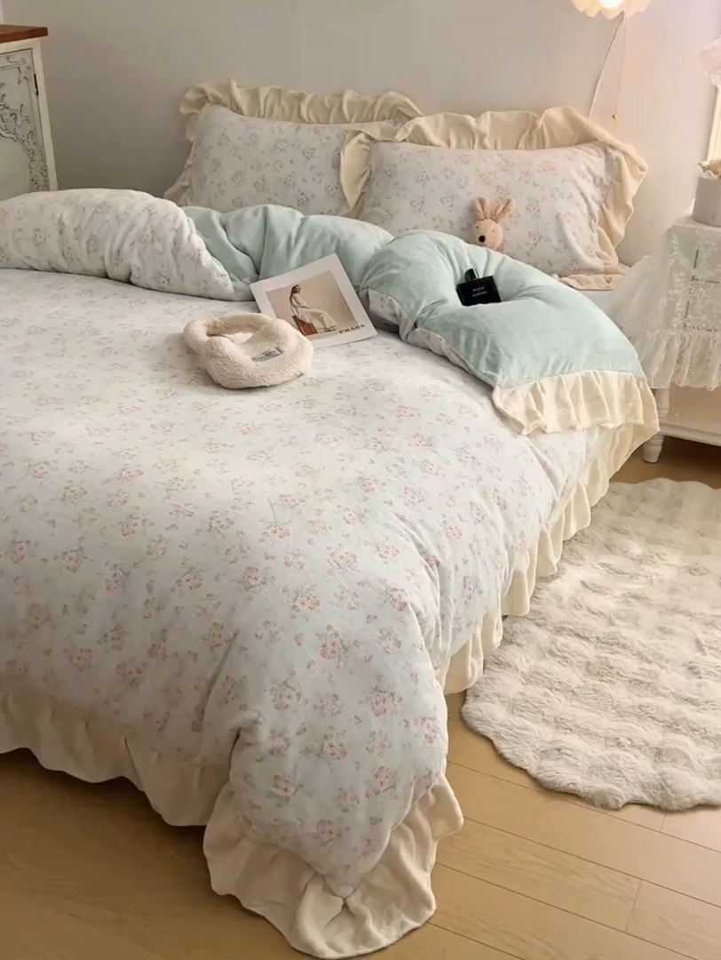 91家纺网 家纺一手货源 找家纺 桃喜 2025新款牛奶绒碎花花边系列四件套【会员-5】 山茶