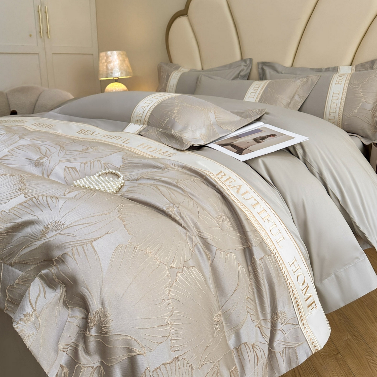 91家纺网 家纺一手货源 找家纺 （总）女子家纺 2025新款亲肤棉立体浮雕刺绣拼接四件套-东方树叶系列