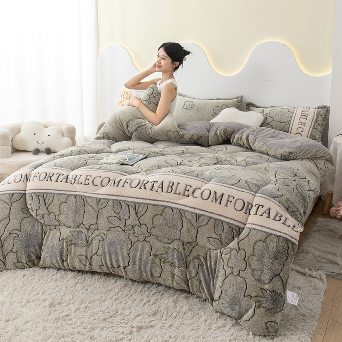 91家纺网 家纺一手货源 找家纺 八方汇（一户被芯生活馆） 2025新款雪花绒羊羔绒加厚冬被子被芯 绿茶情话