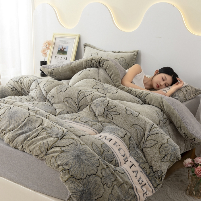 91家纺网 家纺一手货源 找家纺 八方汇（一户被芯生活馆） 2025新款雪花绒羊羔绒加厚冬被子被芯 绿茶情话