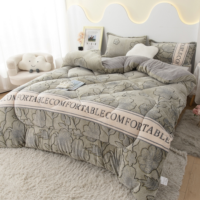 91家纺网 家纺一手货源 找家纺 八方汇（一户被芯生活馆） 2025新款雪花绒羊羔绒加厚冬被子被芯 绿茶情话