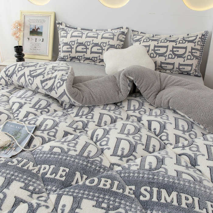 91家纺网 家纺一手货源 找家纺 八方汇（一户被芯生活馆） 2025新款雪花绒羊羔绒加厚冬被子被芯 用心的爱