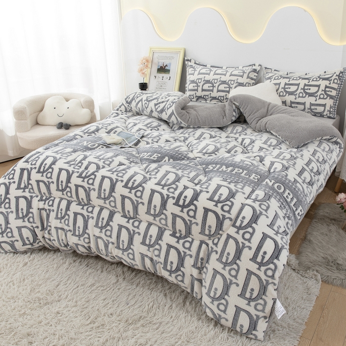 91家纺网 家纺一手货源 找家纺 八方汇（一户被芯生活馆） 2025新款雪花绒羊羔绒加厚冬被子被芯 用心的爱