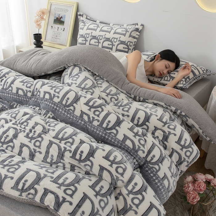 91家纺网 家纺一手货源 找家纺 八方汇（一户被芯生活馆） 2025新款雪花绒羊羔绒加厚冬被子被芯 用心的爱