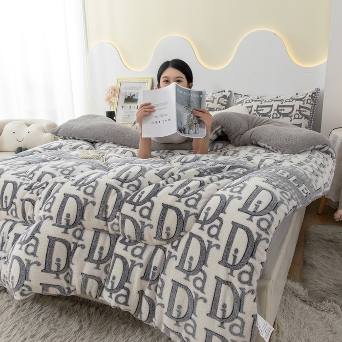 91家纺网 家纺一手货源 找家纺 八方汇（一户被芯生活馆） 2025新款雪花绒羊羔绒加厚冬被子被芯 用心的爱