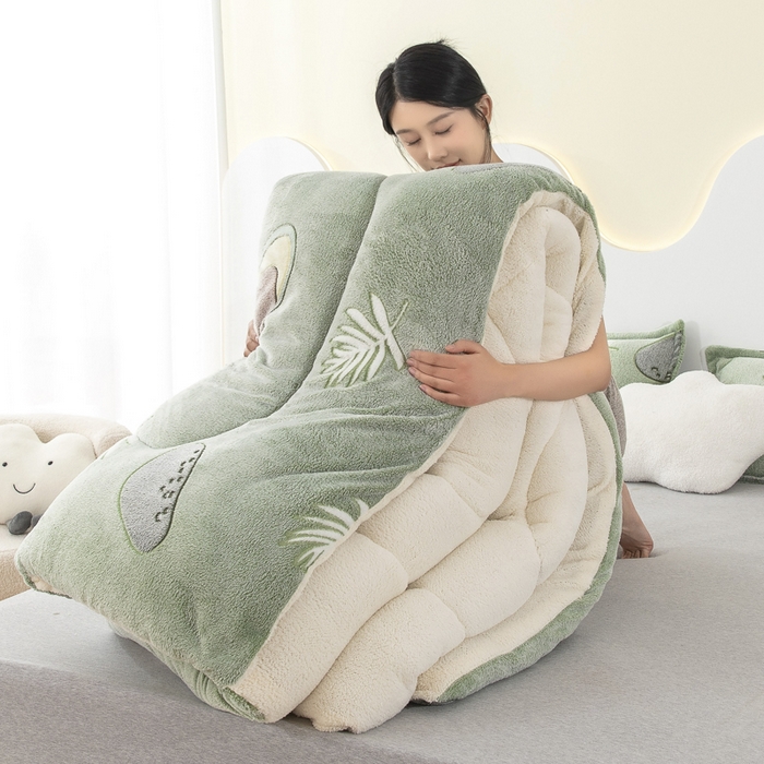 91家纺网 家纺一手货源 找家纺 八方汇（一户被芯生活馆） 2025新款雪花绒羊羔绒加厚冬被子被芯 牛油果