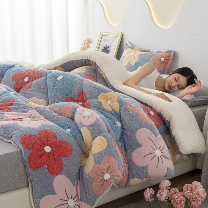 91家纺网 家纺一手货源 找家纺 八方汇（一户被芯生活馆） 2025新款雪花绒羊羔绒加厚冬被子被芯 妙笔生花