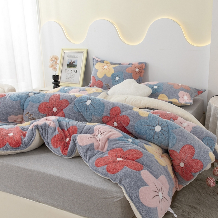 91家纺网 家纺一手货源 找家纺 八方汇（一户被芯生活馆） 2025新款雪花绒羊羔绒加厚冬被子被芯 妙笔生花