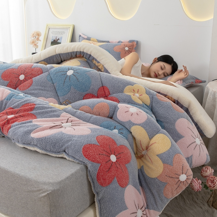 91家纺网 家纺一手货源 找家纺 八方汇（一户被芯生活馆） 2025新款雪花绒羊羔绒加厚冬被子被芯 妙笔生花