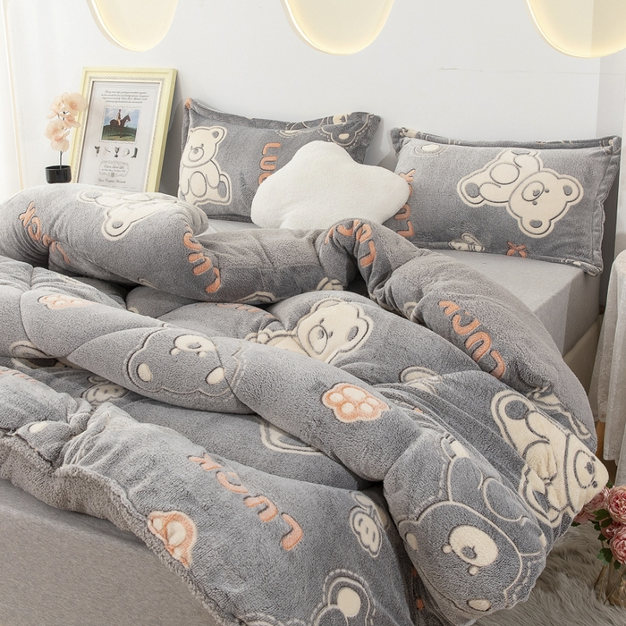 91家纺网 家纺一手货源 找家纺 八方汇（一户被芯生活馆） 2025新款雪花绒羊羔绒加厚冬被子被芯 幸运熊