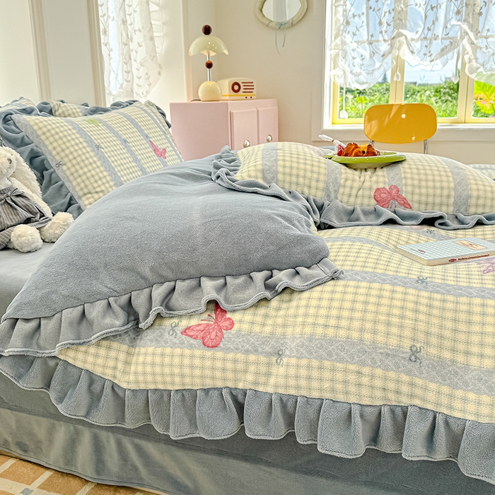 91家纺网 家纺一手货源 找家纺 归属 2025新款韩版花边牛奶绒四件套 格子蝴蝶