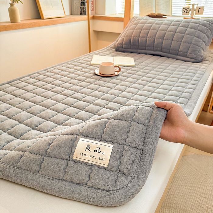 91家纺网 家纺一手货源 找家纺 （总）喜居 【加厚200g夹棉】2025新款无印风良品牛奶绒床垫床褥子
