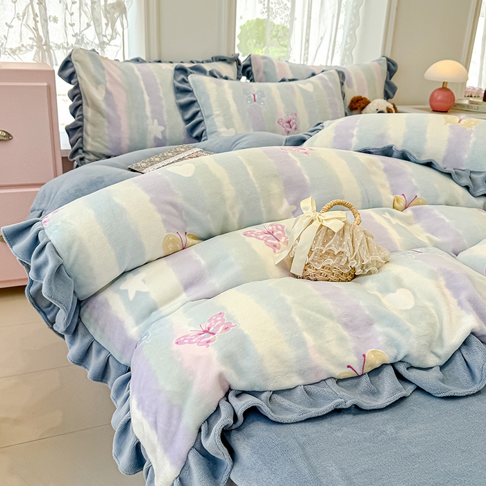 91家纺网 家纺一手货源 找家纺 归属 2025新款韩版花边牛奶绒四件套 渐变蝴蝶