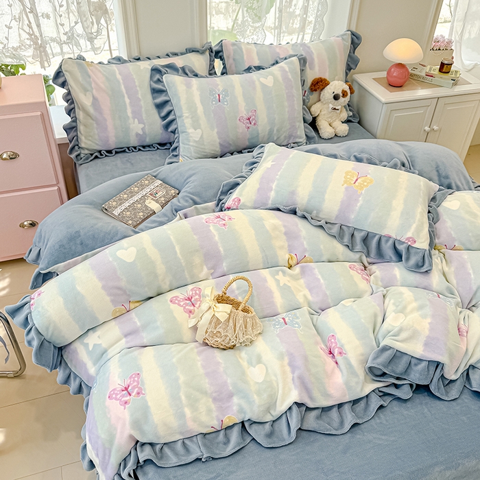 91家纺网 家纺一手货源 找家纺 归属 2025新款韩版花边牛奶绒四件套 渐变蝴蝶