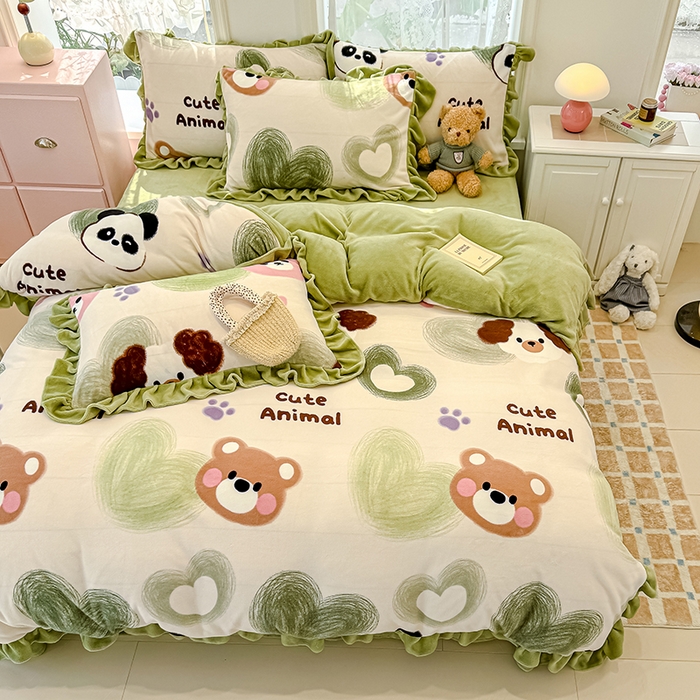 91家纺网 家纺一手货源 找家纺 归属 2025新款韩版花边牛奶绒四件套 洛可可熊