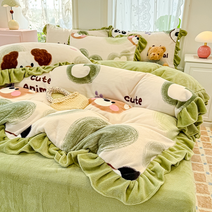 91家纺网 家纺一手货源 找家纺 归属 2025新款韩版花边牛奶绒四件套 洛可可熊