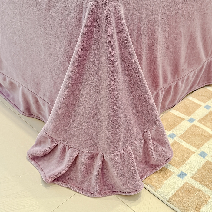 91家纺网 家纺一手货源 找家纺 归属 2025新款韩版花边牛奶绒四件套 七彩花梦