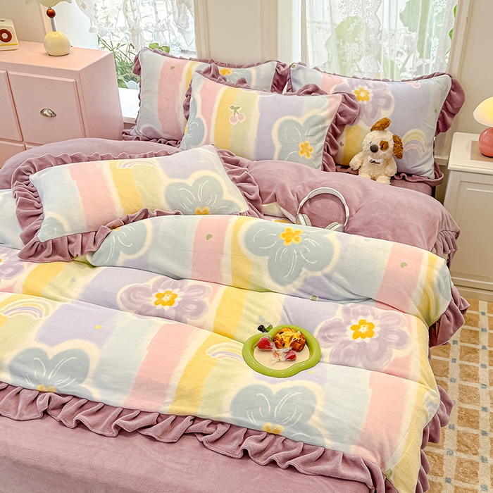 91家纺网 家纺一手货源 找家纺 归属 2025新款韩版花边牛奶绒四件套 七彩花梦