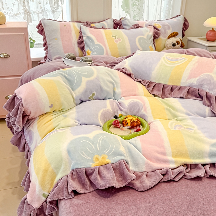 91家纺网 家纺一手货源 找家纺 归属 2025新款韩版花边牛奶绒四件套 七彩花梦