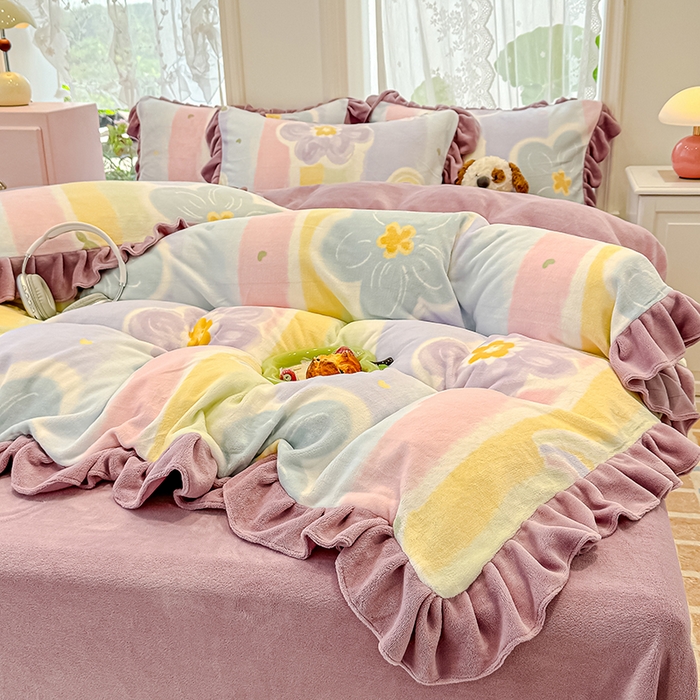 91家纺网 家纺一手货源 找家纺 归属 2025新款韩版花边牛奶绒四件套 七彩花梦