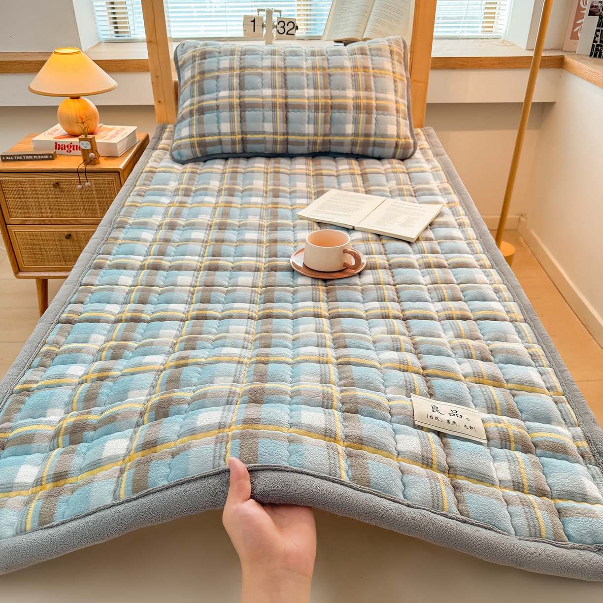 91家纺网 家纺一手货源 找家纺 （总）喜居 【加厚200g夹棉】2025新款无印风良品牛奶绒床垫床褥子