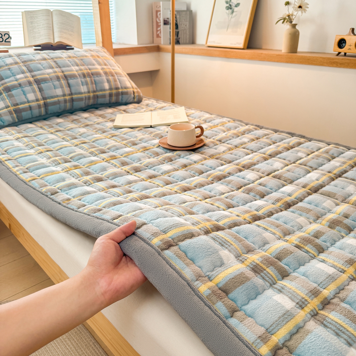 91家纺网 家纺一手货源 找家纺 （总）喜居 【加厚200g夹棉】2025新款无印风良品牛奶绒床垫床褥子