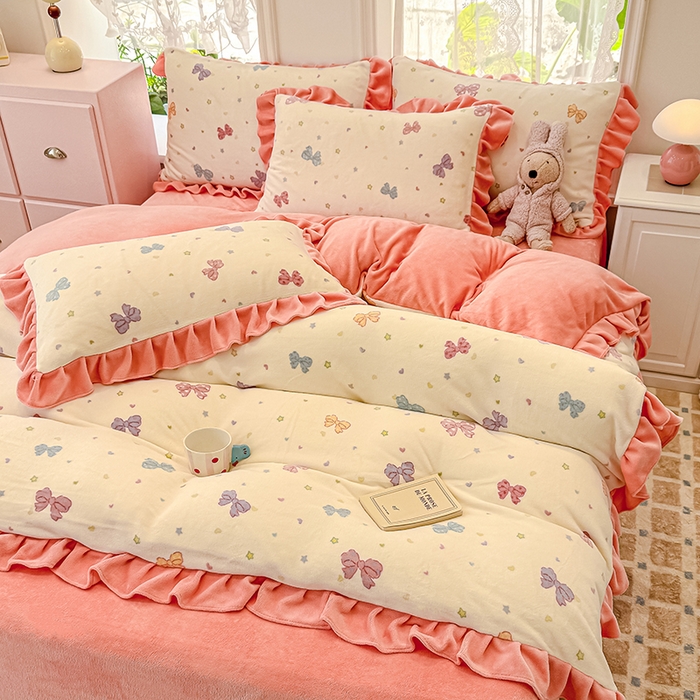 91家纺网 家纺一手货源 找家纺 归属 2025新款韩版花边牛奶绒四件套 星空蝴蝶